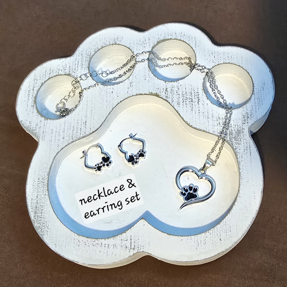 Silver Heart Paw Necklace & Earring Set